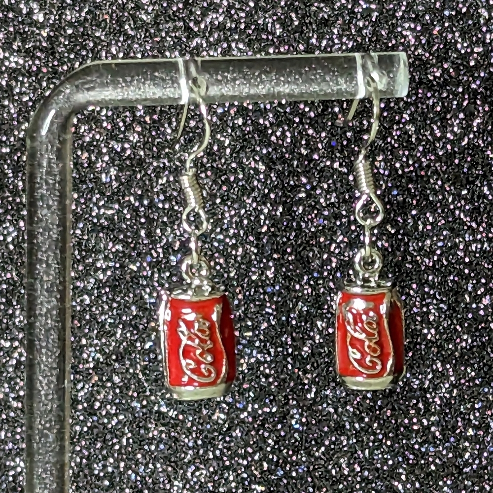 Coke red can drop earrings - Picture 3 of 6